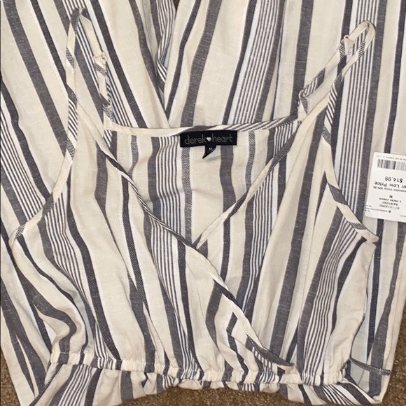 Striped Cropped jumpsuit - Picture 2 of 5